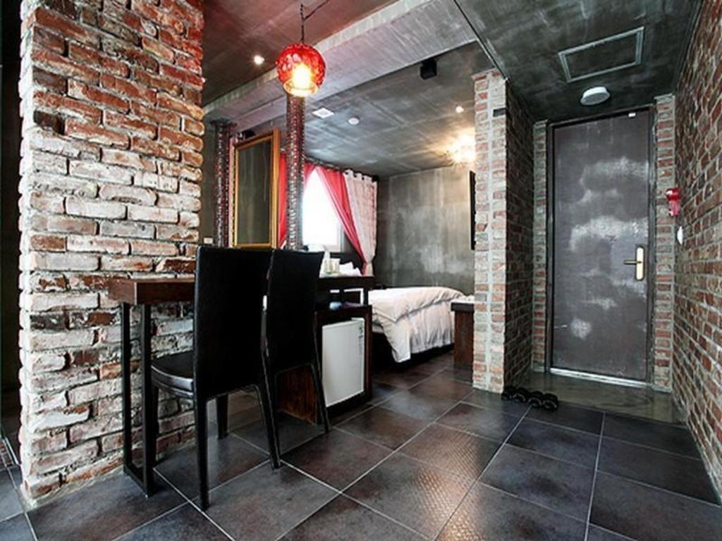 Baron De Paris Motel Seoel Buitenkant foto
